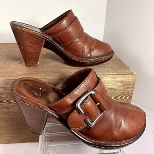 Born Brown Leather Heeled Mules Womens SZ 6 Round Toe Harness & Buckle Coquette